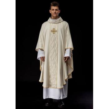 Fehér hímzett miseruha kereszttel +