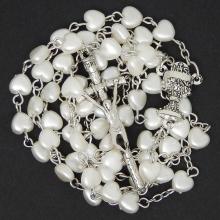 Rózsafüzér - fehér gyöngyház szívecskék