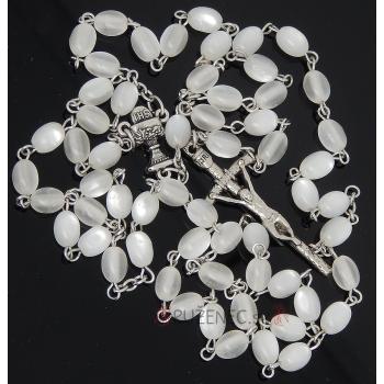 Rózsafüzér - fehér gyöngyház gyöngyök 6x8mm